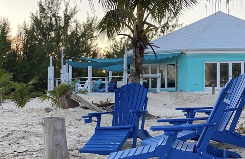 Morgan's Bluff Maison | Private Beachfront Home & Dock with endless ocean views