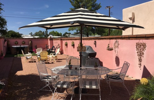 Tucson Maison | Chambre privée et salle de bain en face de l'U de A et TMC. Spa et barbecue