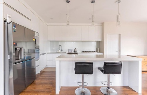 Flat Bush Maison | Private Bedroom Ensuite Close to all amenities