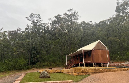 Broke Cabine | Private bush retreat in Hunter Valley Wine Country.