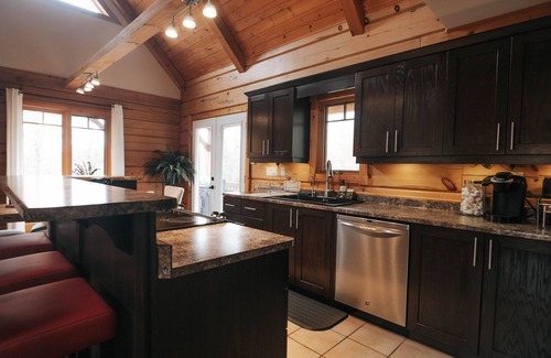 Madoc Cabine | Private Cabin getaway, located on 16 acre property. (Pet Friendly!)
