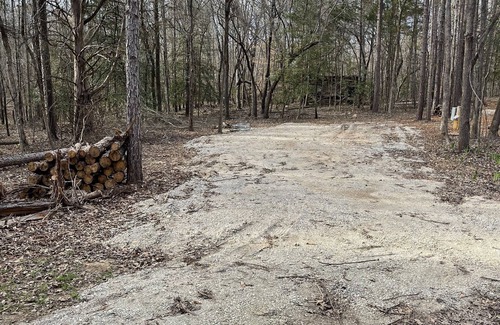 Central Location De VR | Private campground