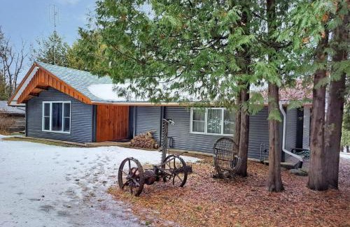 Mono Chalet De Ski | Private Camping in Mono