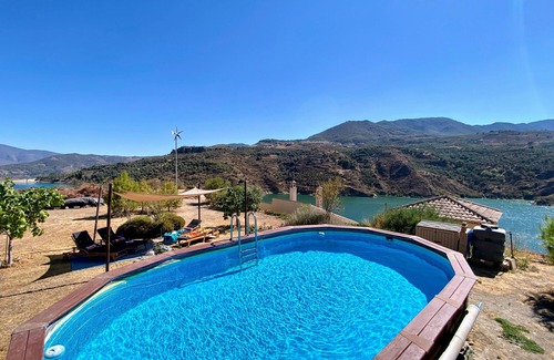 Beznar Maison | Private Casa Rural Retreat, Stunning Lake View, Lecrin Valley