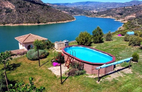Beznar Maison | Private Casa Rural Retreat, Stunning Lake View, Lecrin Valley