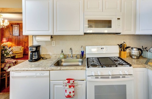 South Cairo Maison | Private Catskill Mountains Vacation Getaway