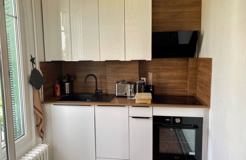 Athis-Mons Appartement | Cinéma privé & Popcorn à proximité de l'aéroport d'Orly et Paris
