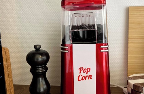 Athis-Mons Appartement | Cinéma privé & Popcorn à proximité de l'aéroport d'Orly et Paris