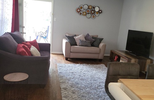 Buckner Terrace - Everglade Park Appartement | Private, clean, 2 bedroom apartment, 10 min from downtown Dallas