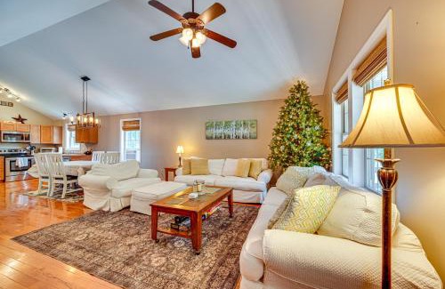 Conway Maison | Private Community Beach Family Conway Retreat!