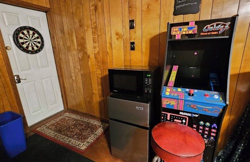 Capitol Heights Appartement | Private Corporate Suite DC East, Maryland 1BR1BA PrinterFaxDesk in Private Room