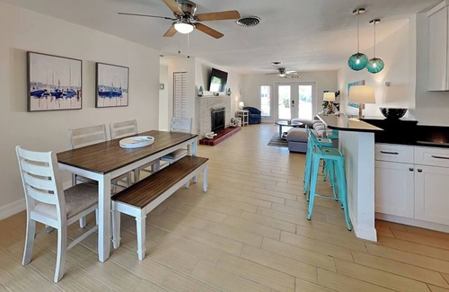 Fort Myers Beach Cottage | Private Cottage near the Beach with Pool + Dock for Gulf Access