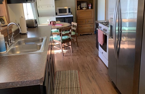 Beach Haven Cottage | Private cottage on Susquehanna river Very private !!