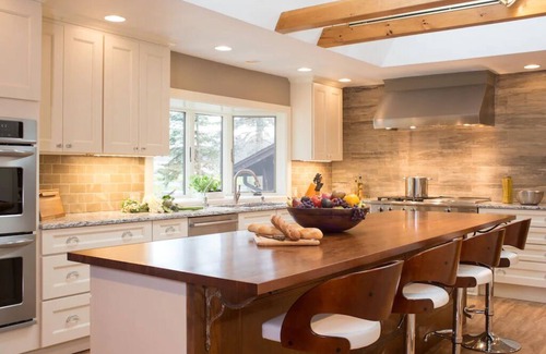 Ithaca Maison | Private Country Home Near Wineries, 6 Bdrm, 4 ba, Hot Tub, Firepit & Billiards