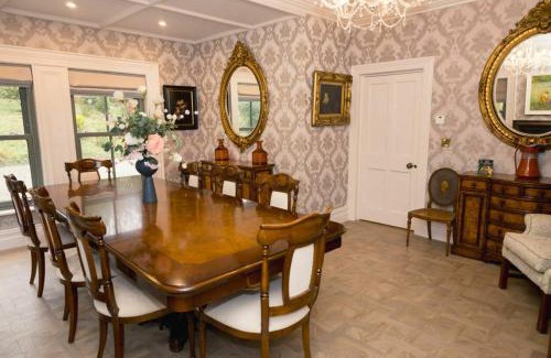 Newcastle West Maison | Private Country Residence Made 4 Luxury Gathering