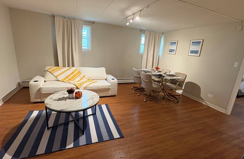 Parkside Appartement | Private cozy Apartment 1Bed+1Bath “Entire place only for you” WiFi-Parking