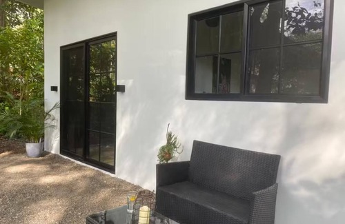 Ojochal Cabine | Private cabina at Yoga center in Ojochal with AC, WiFi, Pool, close to town