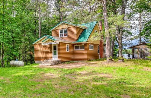 Mercer Maison | Private Dock and Screened Porch Echo Lake Cabin