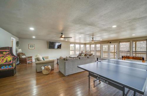 Tia Juana Maison | Private Dock Grand Lake Family Home
