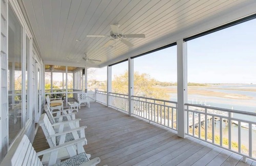 Ogden Maison | Confidentialité, vues incroyables sur le front de mer "Maison Blanc": ICW / Figure 8 Son: 10 couchages