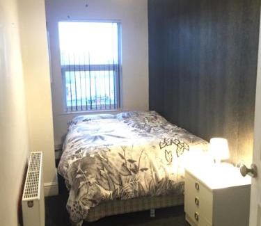 Coventry Maison | Private double rooms close to City centre, Coventry, with free WiFi and Car Parking