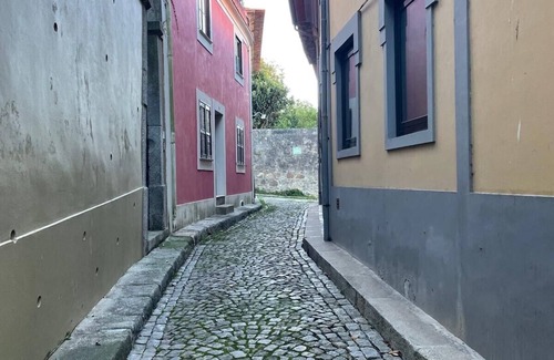 Aldoar Foz do Douro e Nevogilde Copropriété | Private-Entrance Duplex in Porto · Near the Sea · Authentic · Up to 5 Guests