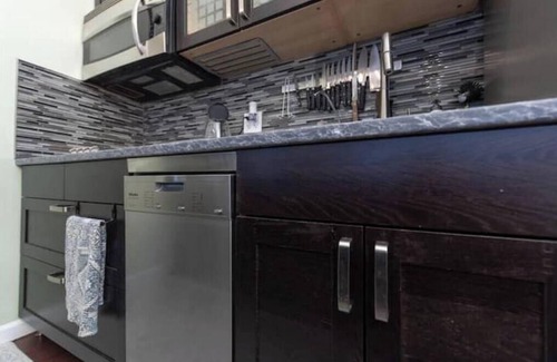 Sea Gate Appartement | Private entrance studio with bathroom