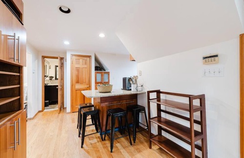 Glen Head Appartement | Private estate apartment.