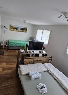 Widnau Appartement | Private Etage 5 Min vom Bahnhof - Parken - Küche - Netflix