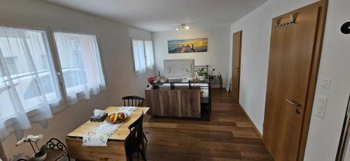 Widnau Appartement | Private Etage 5 Min vom Bahnhof - Parken - Küche - Netflix