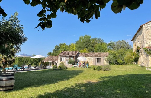 Tourliac Cottage | Gîte privatif dans bel ensemble templier, en Périgord