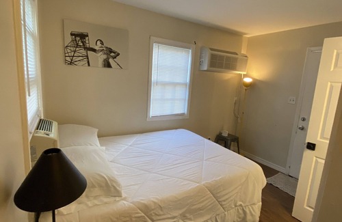 Tulsa Appartement | Private garage apartment in best neighborhood in Tulsa
