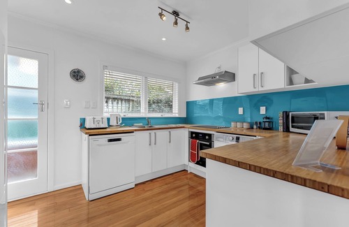 Devonport Appartement | Private Garden Minutes from Beaches