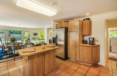 Waimanalo Maison | DOMAINE TROPICAL PRIVÉ / 3 MAISONS / FRONT DE LA PLAGE / GATED / SÛR POUR LES ENFANTS