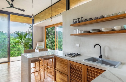 Santiago Maison | Private guest house in hills above Playa Hermosa, North Santa Teresa