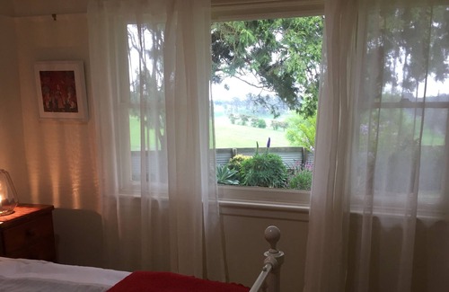 Poowong North Maison | Private guest suite in home. Own entrance., spectacular views,