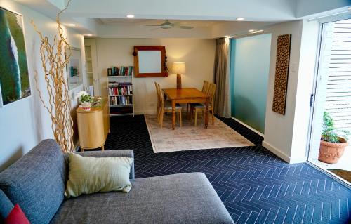 Currumbin Waters Lit Et Petit-Déjeuner | Private Guest Suite Currumbin Waters