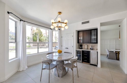 Arabian Crest Maison | Private Heated Pool, Putting Green, Pool Table, BBQ, WIFI, Near Golf, Dining & Mayo Clinic+FREE GOLF