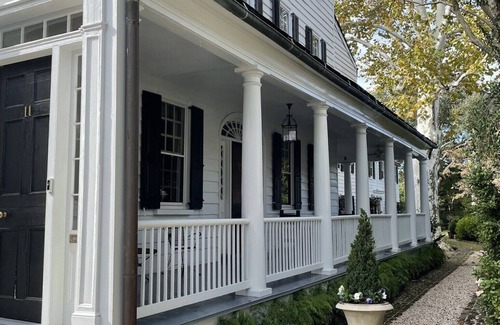 South of Broad Appartement | Privé historique 1,770 Carriage House situé au sud de Broad