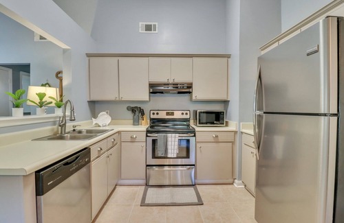 Savannah Maison | Private home close to everything!