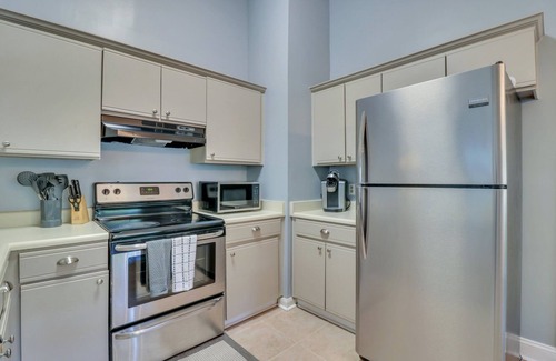 Savannah Maison | Private home close to everything!