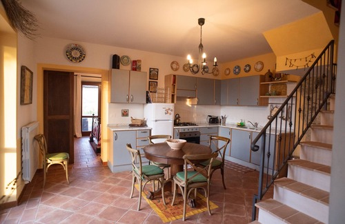 Ficulle Maison | Maison privée et piscine privée avec vues panoramiques à 360 degrés sur l'Ombrie et la Toscane