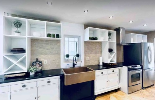 Delray Beach Maison | Private House, 2-1, Close to Atlantic Ave. Big Yard. Pet Friendly!