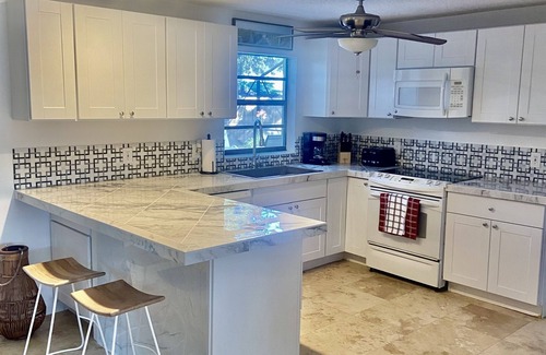Port Orange Maison | Private House w/ HEATED Pool and 4 Passes to the Daytona Aquarium & Rainforest!