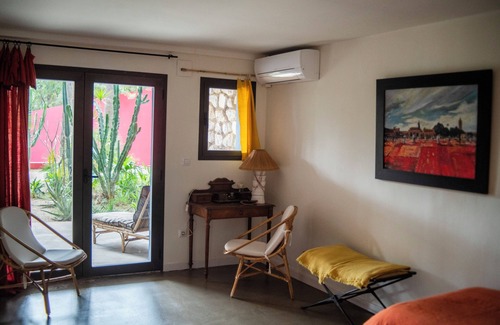 Sagra Maison | Maison privée 3 chambres dans jardin botanique.