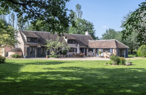 Neung-sur-Beuvron Maison | Pavillon de chasse rénové -piscine privative - au coeur Sologne des étangs