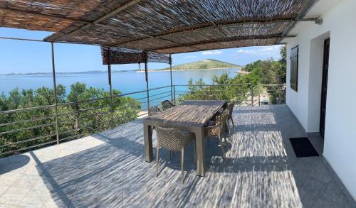 Island Dugi Otok Maison | Private island Šćitna - HOUSE LUEL