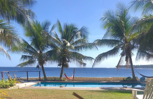 Matao Tiupeniu Maison | PROPRIÉTÉ DE STYLE PRIVÉ D'ÎLE - 2 BUNGALOWS SÉPARÉS