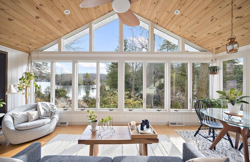 Highland Lakes Maison | Private Island + Lakefront Home