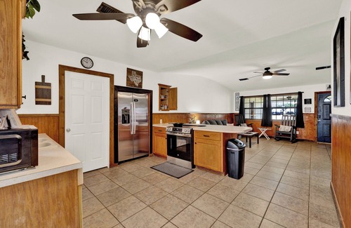 Point Maison | PRIVATE Lakefront on Tawakoni Fishing Dock Peaceful Retreat on the Lake